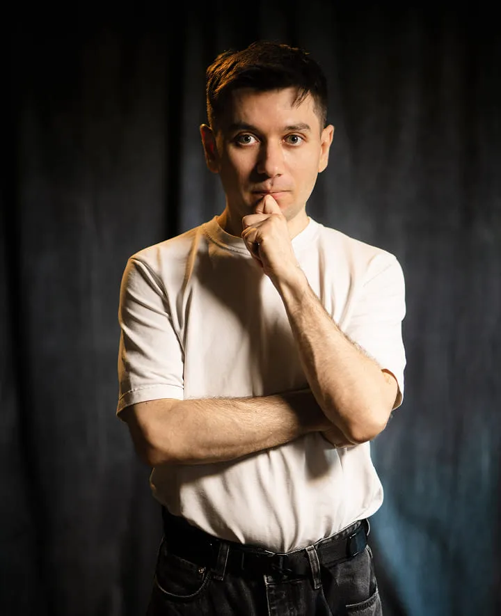 МИКОЛА ОВЧАРОВ
